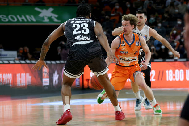 在反击中的 在反击中的